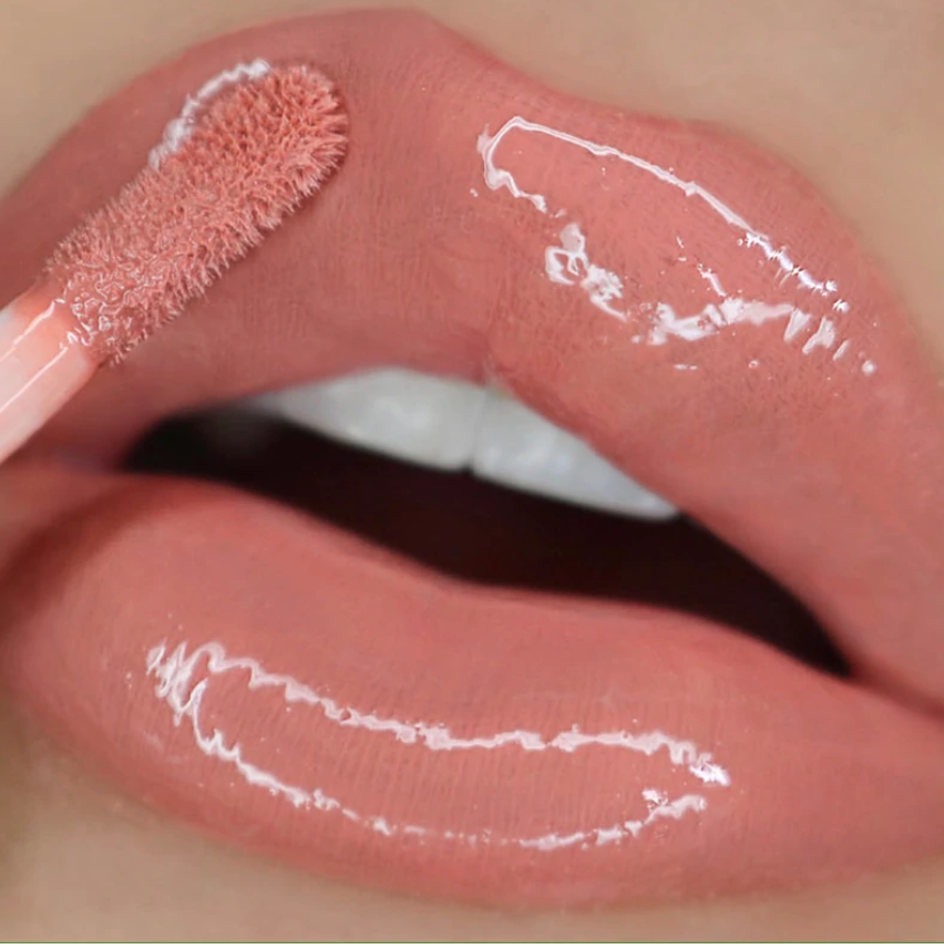 ULTRA DAZZLE LIPGLOSS GET IT GIRL